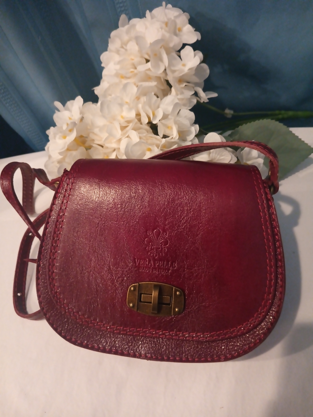 Vera Pelle Burgundy Leather Crossbody Bag